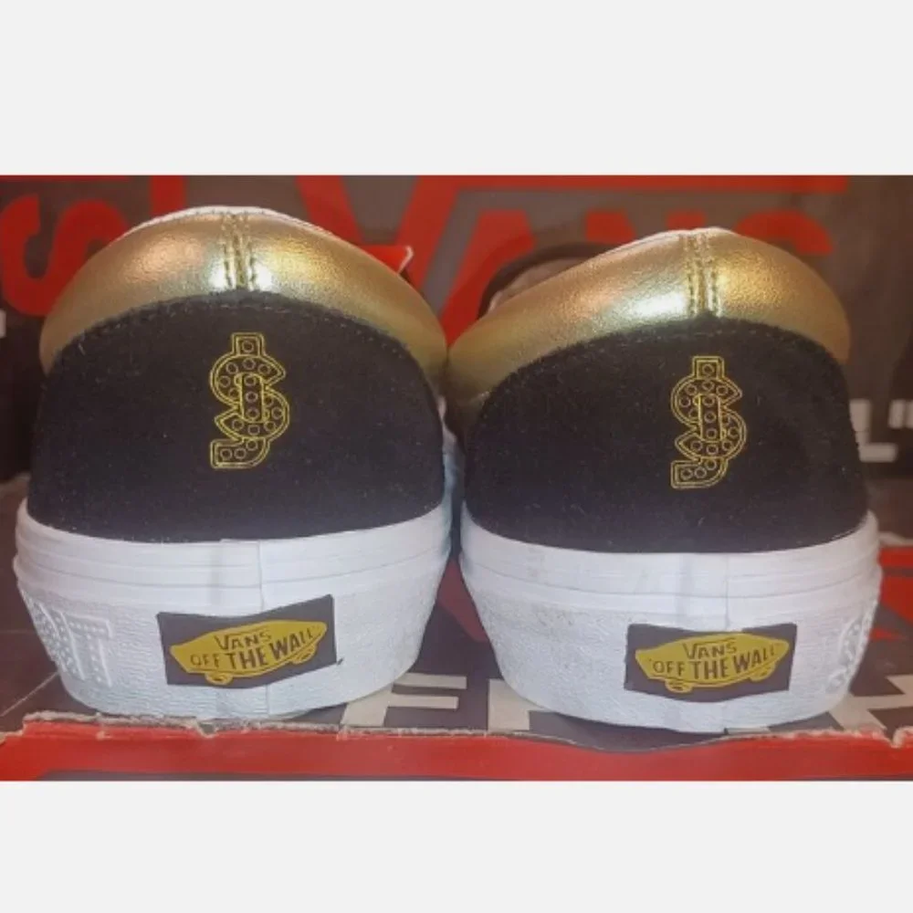 VANS Shake Junt Slip On Pro Shoes Black / Gold Men's 11.5 VN0A347V13L